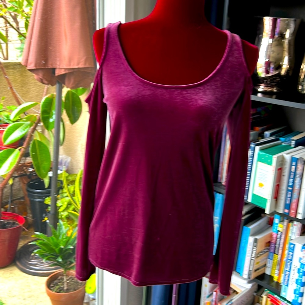 Burgundy off shoulder top- brand new